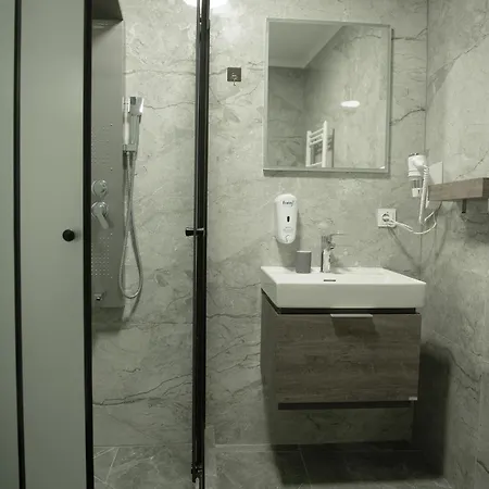 Kalyan & 3* Chisinau